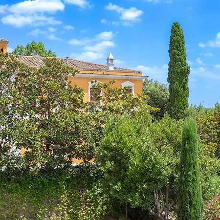 Minerva - Elegant New Classic Close To Vatican Rome