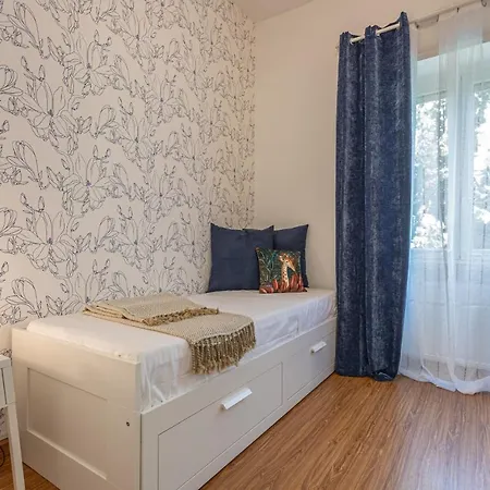 Minerva - Elegant New Classic Close To Vatican *